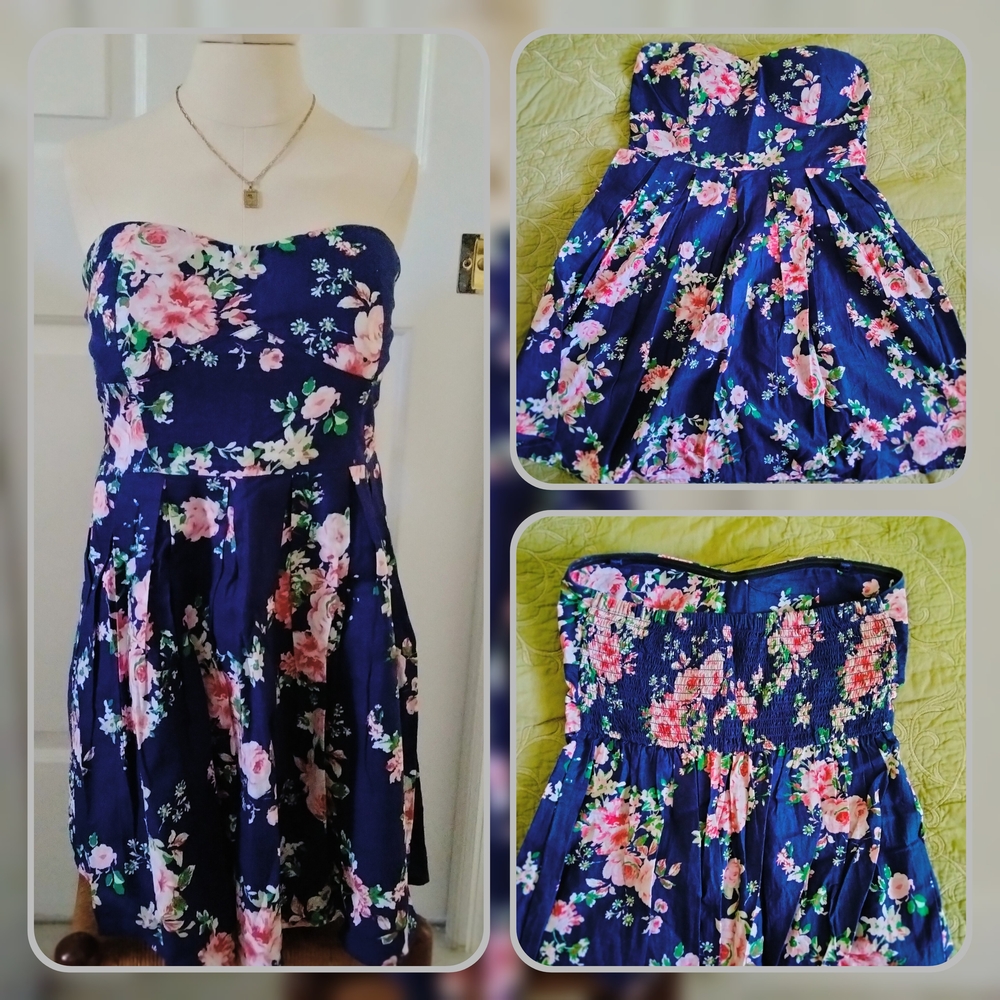 *No blundires*Floral Strapless  Dress